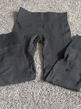 Lululemon Seamless High-Waist Leggings